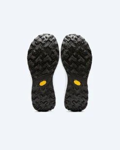 Reigning Champ X Norda 001